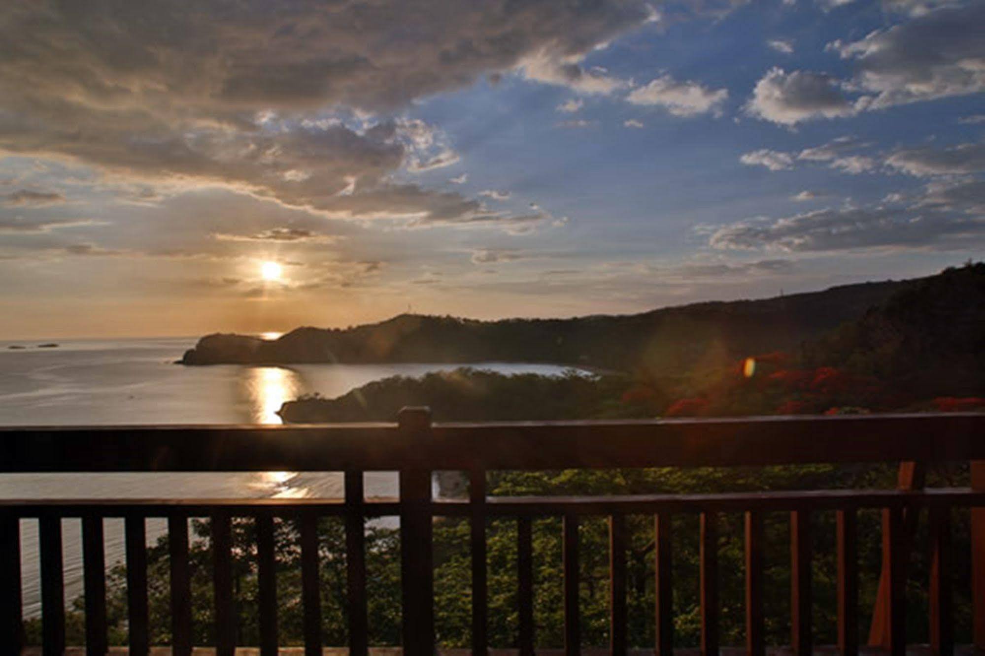 Amara Residences Caylaway Bagian luar foto